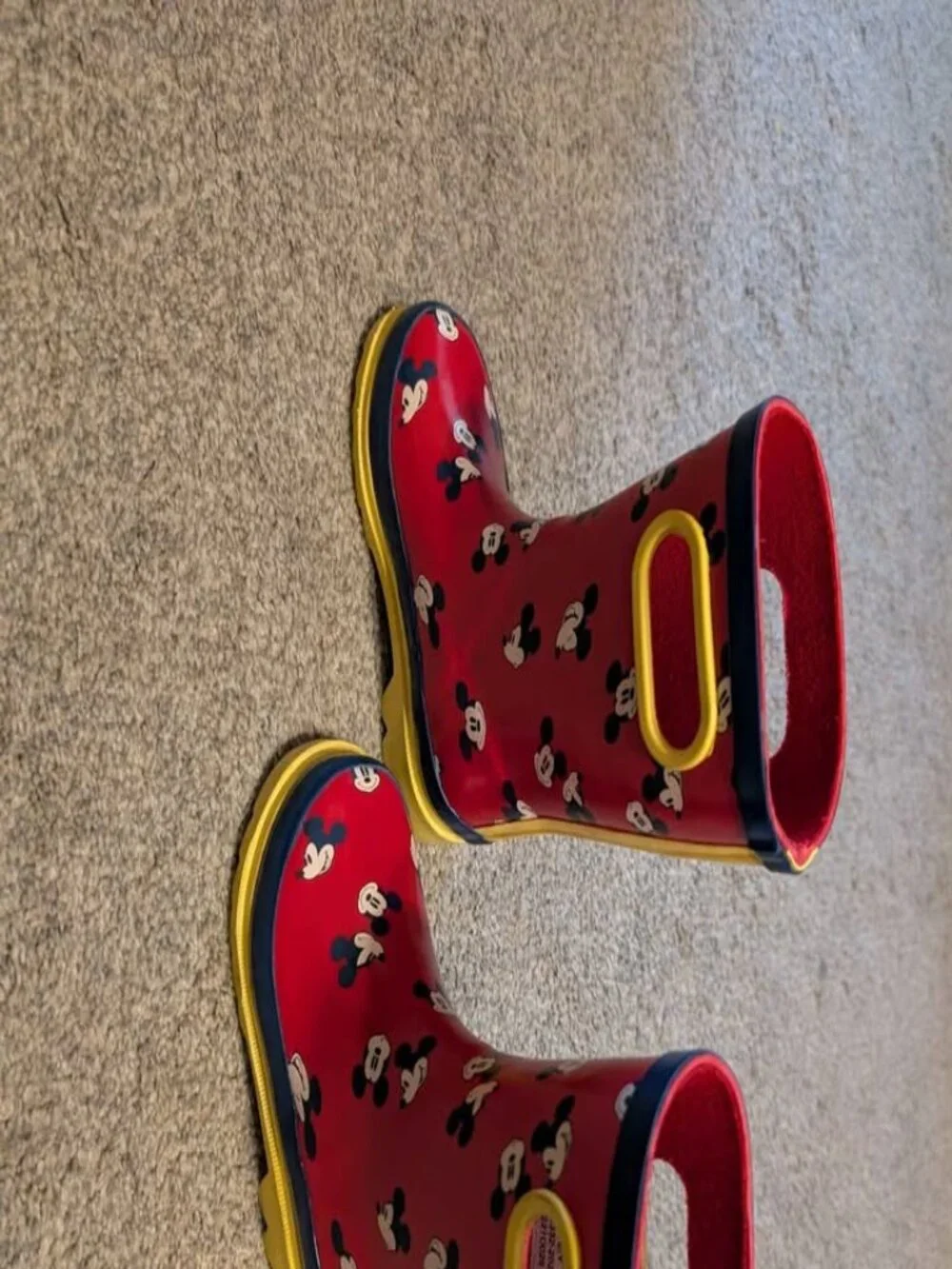 Disney Mickey rainboots size 10